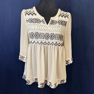 Knox Rose Cream and Black Geometric Blouse